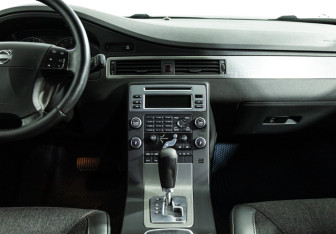 Подержанный автомобиль Volvo XC70 2008 года (14 фото)