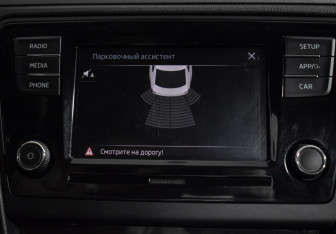 Подержанный автомобиль Skoda Rapid Liftback 2019 года (16 фото)