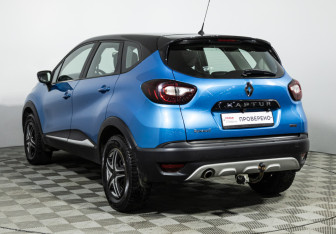 Подержанный автомобиль Renault Kaptur 2017 года (7 фото)