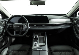 Подержанный автомобиль Chery Arrizo 8 2024 года (13 фото)