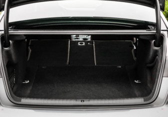 Подержанный автомобиль Audi A6 Sedan 2021 года (37 фото)