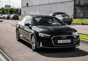 Подержанный автомобиль Audi A5 Liftback 2020 года (5 фото)