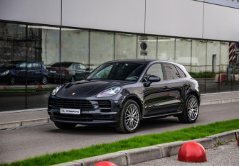 Подержанный автомобиль Porsche Macan 2019 года (3 фото)