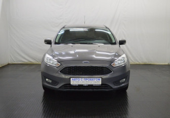 Подержанный автомобиль Ford Focus Wagon 2015 года (2 фото)