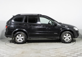 Подержанный автомобиль SsangYong Kyron 2014 года (4 фото)