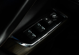 Подержанный автомобиль Mazda CX-9 2019 года (21 фото)