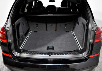 Подержанный автомобиль BMW X3 2021 года (21 фото)