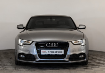 Подержанный автомобиль Audi A5 Coupe 2014 года (2 фото)