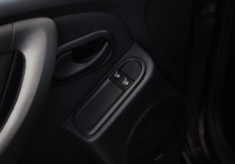 Подержанный автомобиль Renault Duster 2016 года (15 фото)