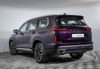 Подержанный автомобиль Exeed VX 2023 года (7 фото)