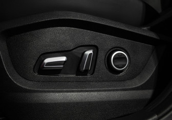 Подержанный автомобиль Exeed LX 2023 года (18 фото)