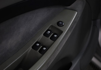 Подержанный автомобиль Chevrolet Lacetti Wagon 2007 года (14 фото)