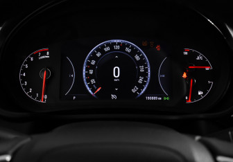 Подержанный автомобиль Opel Insignia Sedan 2014 года (19 фото)