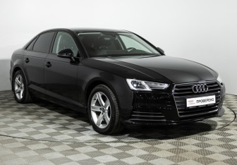 Подержанный автомобиль Audi A4 Sedan 2018 года (3 фото)