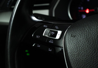 Подержанный автомобиль Volkswagen Passat Wagon 2017 года (19 фото)