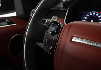 Подержанный автомобиль Land Rover Range Rover Sport 2021 года (22 фото)