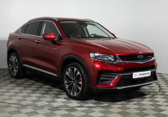 Подержанный автомобиль Geely Tugella 2021 года (3 фото)