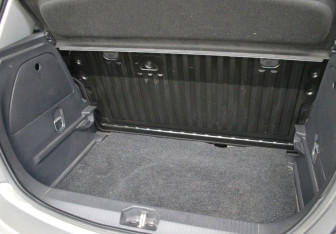 Подержанный автомобиль Opel Corsa 2013 года (15 фото)