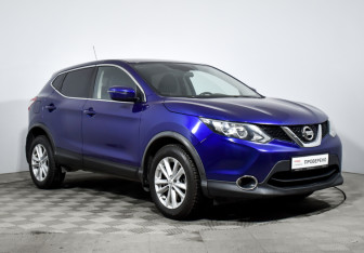 Подержанный автомобиль Nissan Qashqai 2016 года (3 фото)