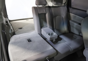 Подержанный автомобиль Chevrolet Orlando 2012 года (23 фото)