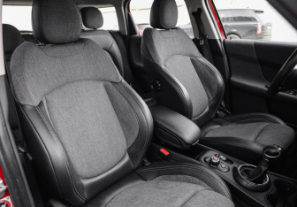 Подержанный автомобиль MINI Countryman 2017 года (28 фото)