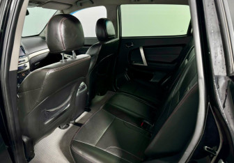 Подержанный автомобиль Geely Emgrand X7 2016 года (9 фото)