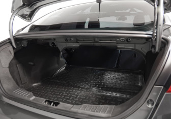 Подержанный автомобиль Ford Focus Sedan 2019 года (21 фото)