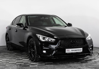 Подержанный автомобиль Infiniti Q50 2017 года (6 фото)