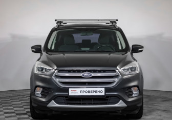 Подержанный автомобиль Ford Kuga 2018 года (2 фото)