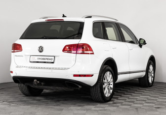 Подержанный автомобиль Volkswagen Touareg 2012 года (5 фото)