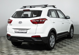 Подержанный автомобиль Hyundai Creta 2020 года (5 фото)