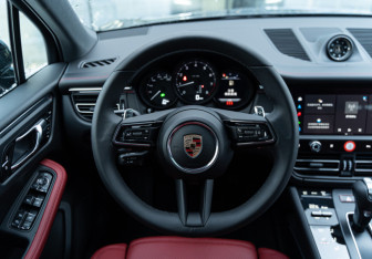 Новый Porsche Macan 2025 (16 фото)