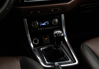 Подержанный автомобиль Lifan Myway 2018 года (11 фото)