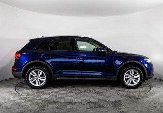 Подержанный автомобиль Audi Q5 2017 года (6 фото)