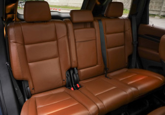 Подержанный автомобиль Jeep Grand Cherokee 2021 года (33 фото)