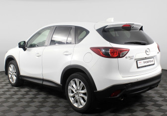 Подержанный автомобиль Mazda CX-5 2013 года (7 фото)