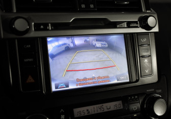 Подержанный автомобиль Toyota Land Cruiser Prado 2014 года (13 фото)