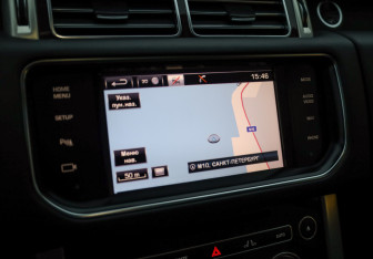 Подержанный автомобиль Land Rover Range Rover 2013 года (19 фото)