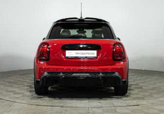 Подержанный автомобиль MINI Hatch 2021 года (6 фото)