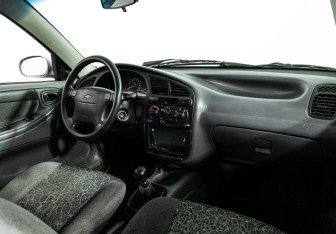 Подержанный автомобиль Chevrolet Lanos 2008 года (9 фото)