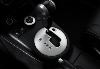 Подержанный автомобиль Nissan X-Trail 2010 года (11 фото)