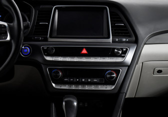 Подержанный автомобиль Hyundai Sonata 2018 года (15 фото)