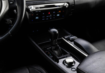 Подержанный автомобиль Lexus GS 2013 года (13 фото)