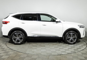 Подержанный автомобиль Haval F7 2020 года (4 фото)