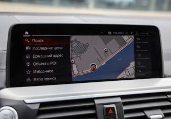 Подержанный автомобиль BMW X4 2020 года (18 фото)