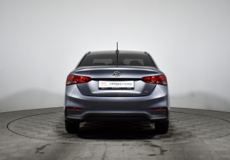 Подержанный автомобиль Hyundai Solaris Sedan 2018 года (6 фото)