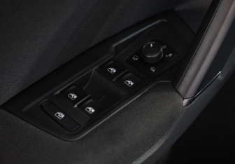 Подержанный автомобиль Volkswagen Tiguan 2021 года (9 фото)