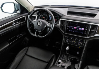 Подержанный автомобиль Volkswagen Teramont 2018 года (14 фото)