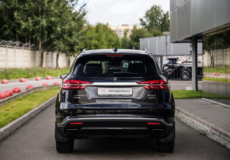 Подержанный автомобиль Hongqi HS5 2023 года (7 фото)