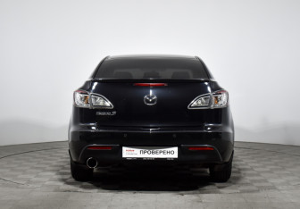 Подержанный автомобиль Mazda 3 Sedan 2011 года (6 фото)